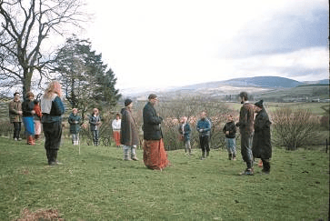 Photo shows April 1989 Master Sheng Yen leading meditation retreats in Wales (UK). That year Master Sheng Yen also led a retreat in Texas (USA).