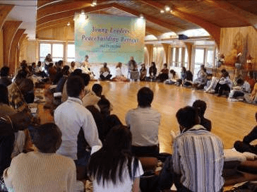 Master Sheng Yen held the three-day Young Leaders Peacebuilding Retreat at DDRC. This event brought together 75 young leaders from Africa, Europe, the U.S., and Asia.