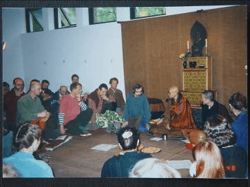 Master Sheng Yen went to Warsaw, Poland, to propagate Buddhism and lead a seven-day meditation retreat.